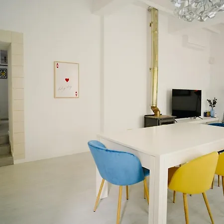 Holiday home Casa Da Serra - Entire 3 Bedroom House With Pool And Fireplace